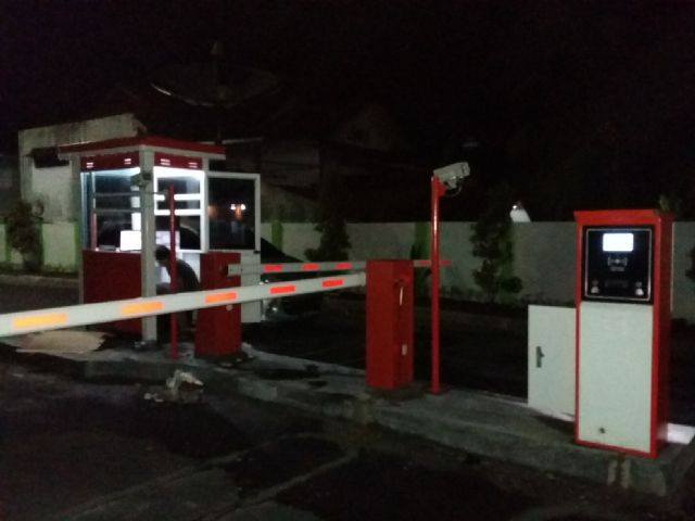 CHRISTIAN HAKIM IDEA PARK