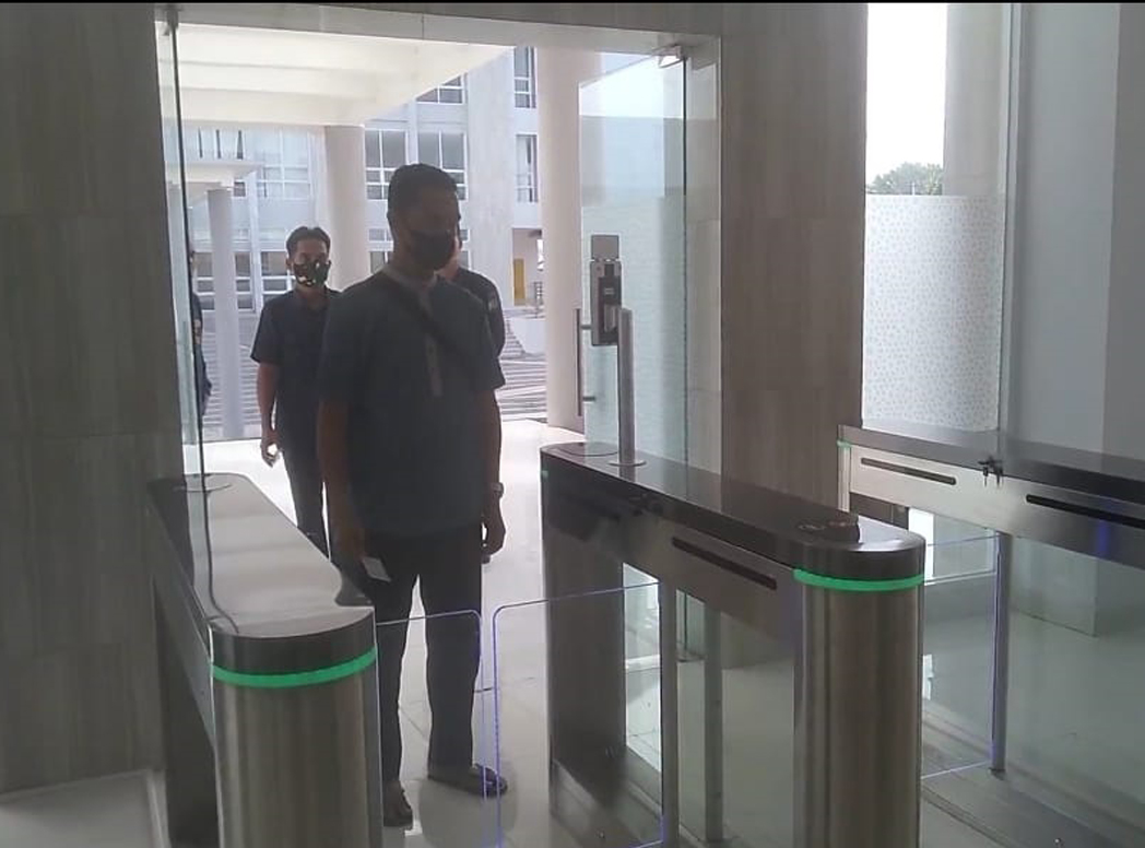 UNIVERSITAS MULAWARMAN FAK.FARMASI 